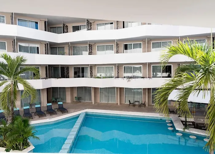 Large With Working Space 100m From 5th Ave *