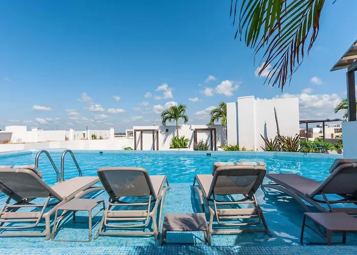 Large With Working Space 100m From 5th Ave Playa del Carmen