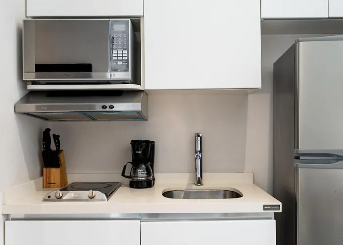 Large With Working Space 100m From 5th Ave Holiday home